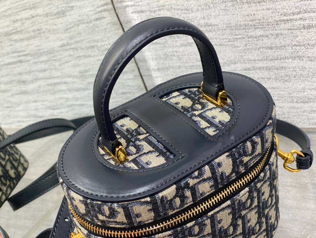 Dior Small Signature Vanity Case Blue Dior Oblique Jacquard with Gold Hardware