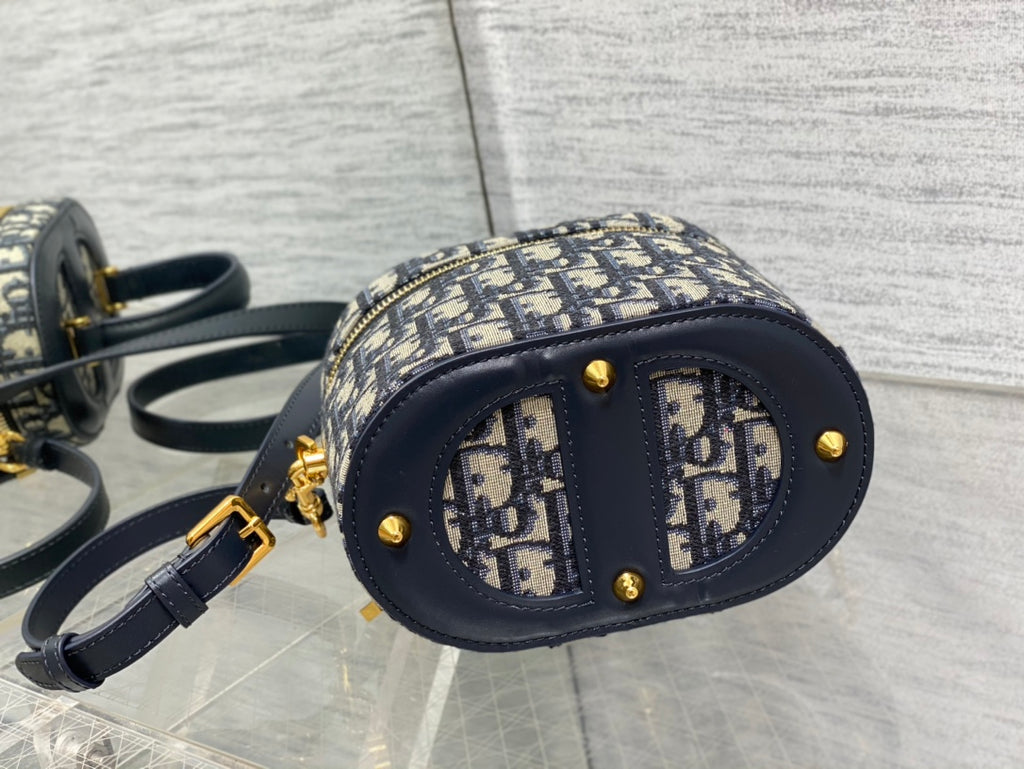 Dior Small Signature Vanity Case Blue Dior Oblique Jacquard with Gold Hardware