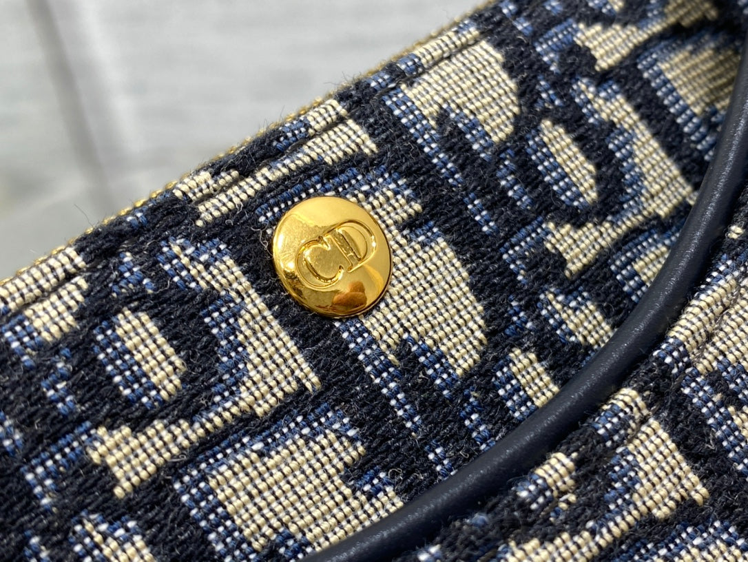 Dior Small Hobo Avenue Bag Blue Dior Oblique Jacquard with Gold Hardware
