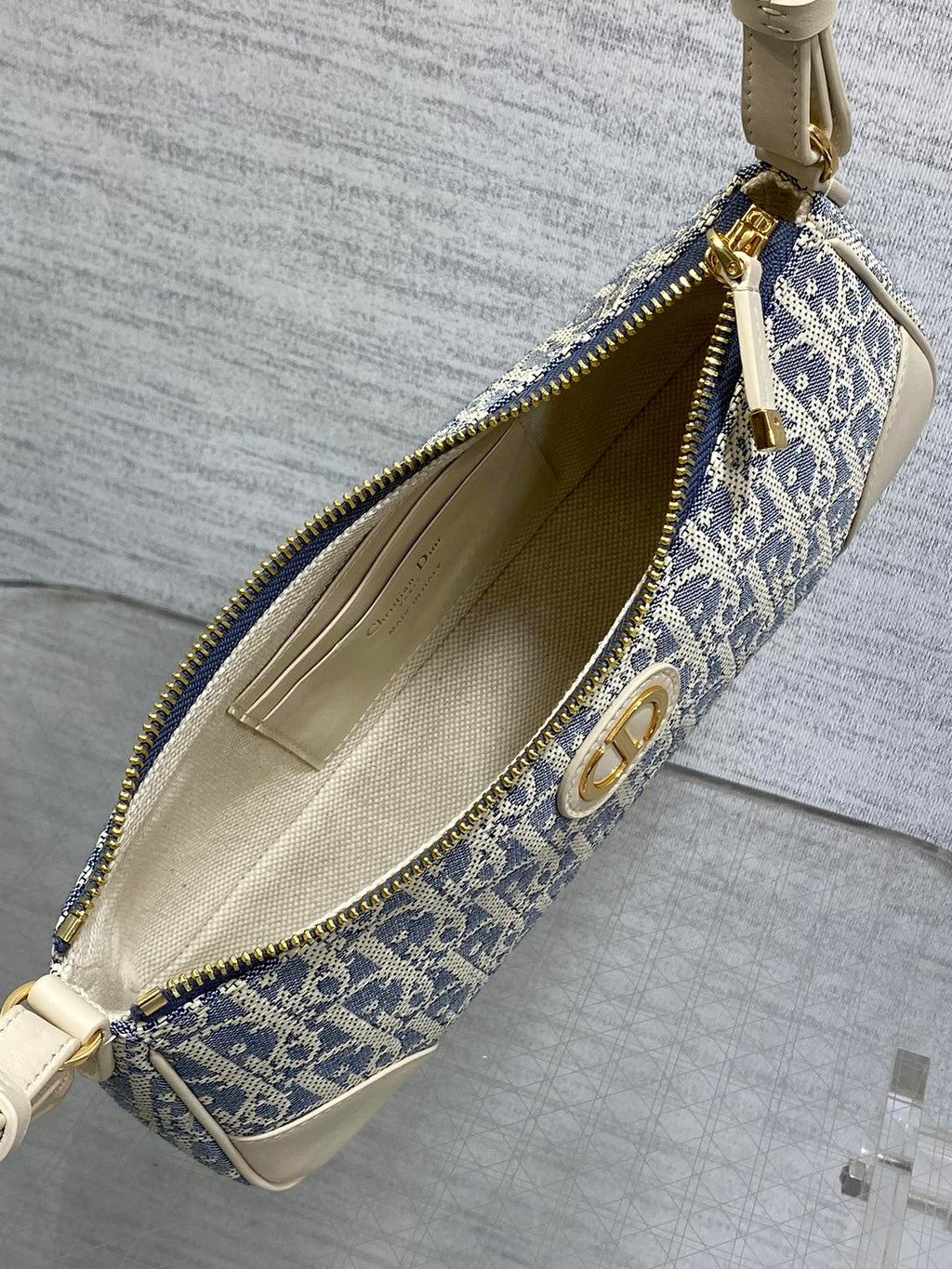 Dior Mini 30 Montaigne Cigale Bag Blue Dior Oblique Raffia-Effect Canvas
