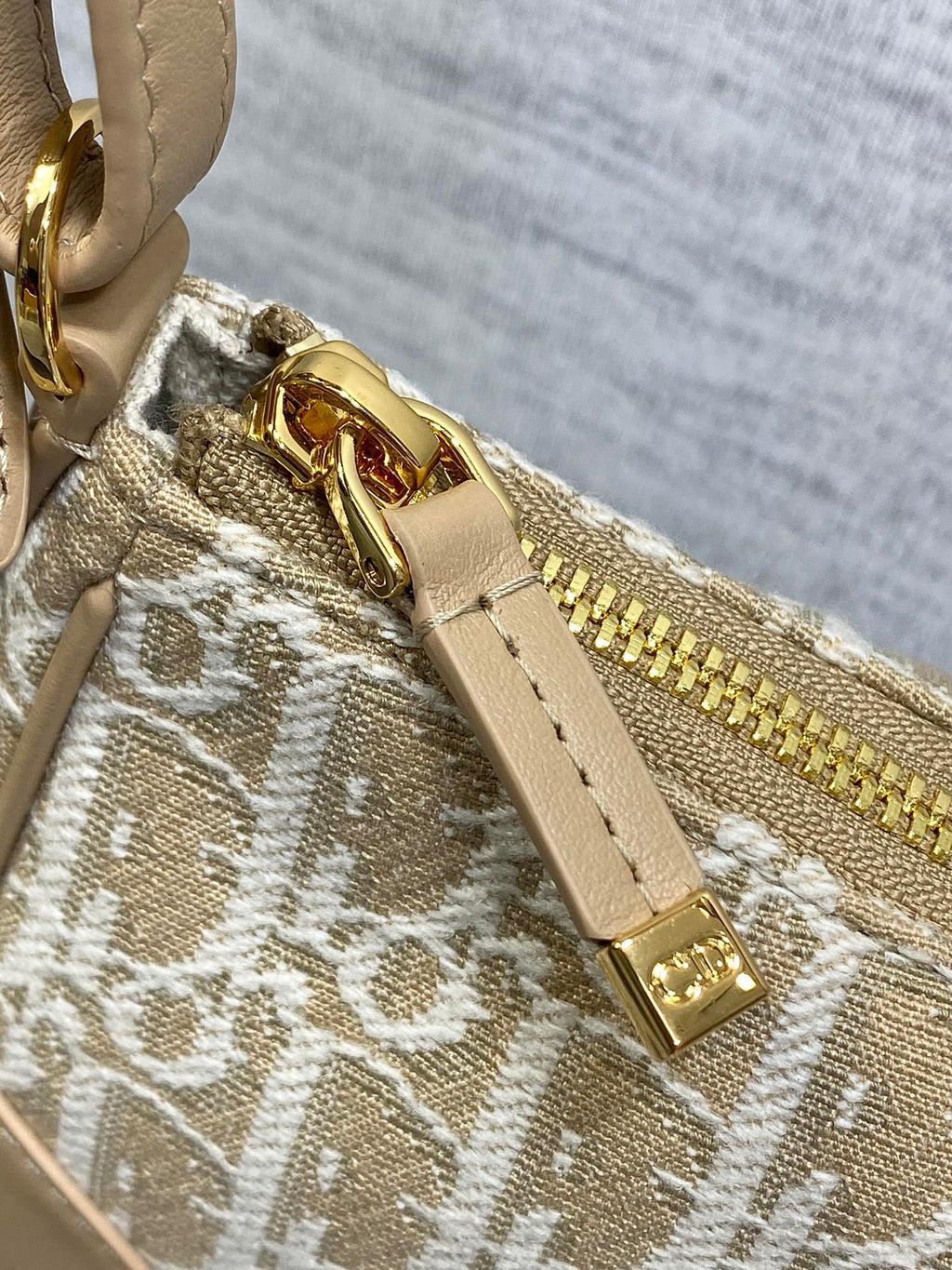 Dior Mini 30 Montaigne Cigale Bag Beige Dior Oblique Raffia-Effect Canvas