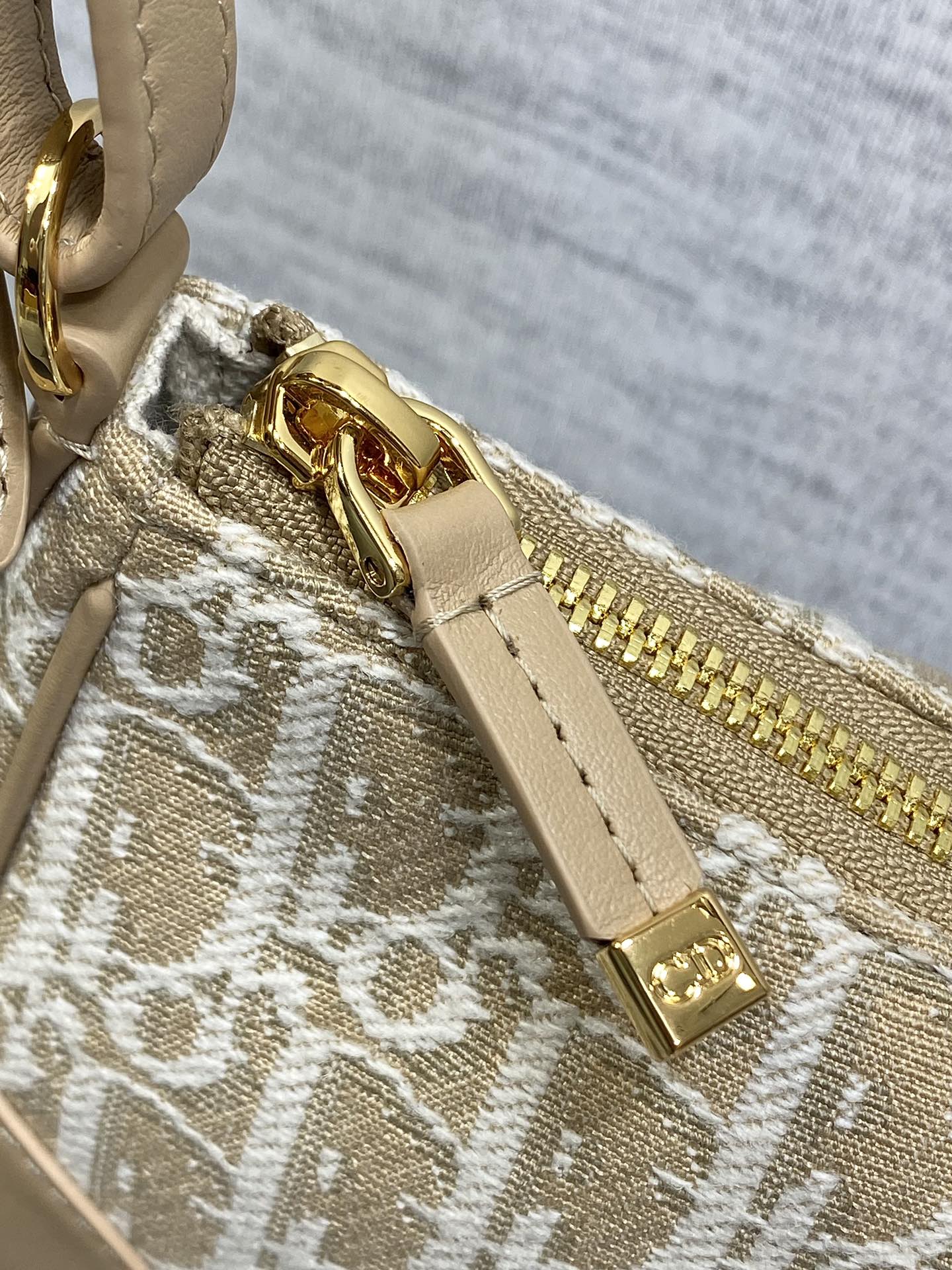 Dior Mini 30 Montaigne Cigale Bag Beige Dior Oblique Raffia-Effect Canvas