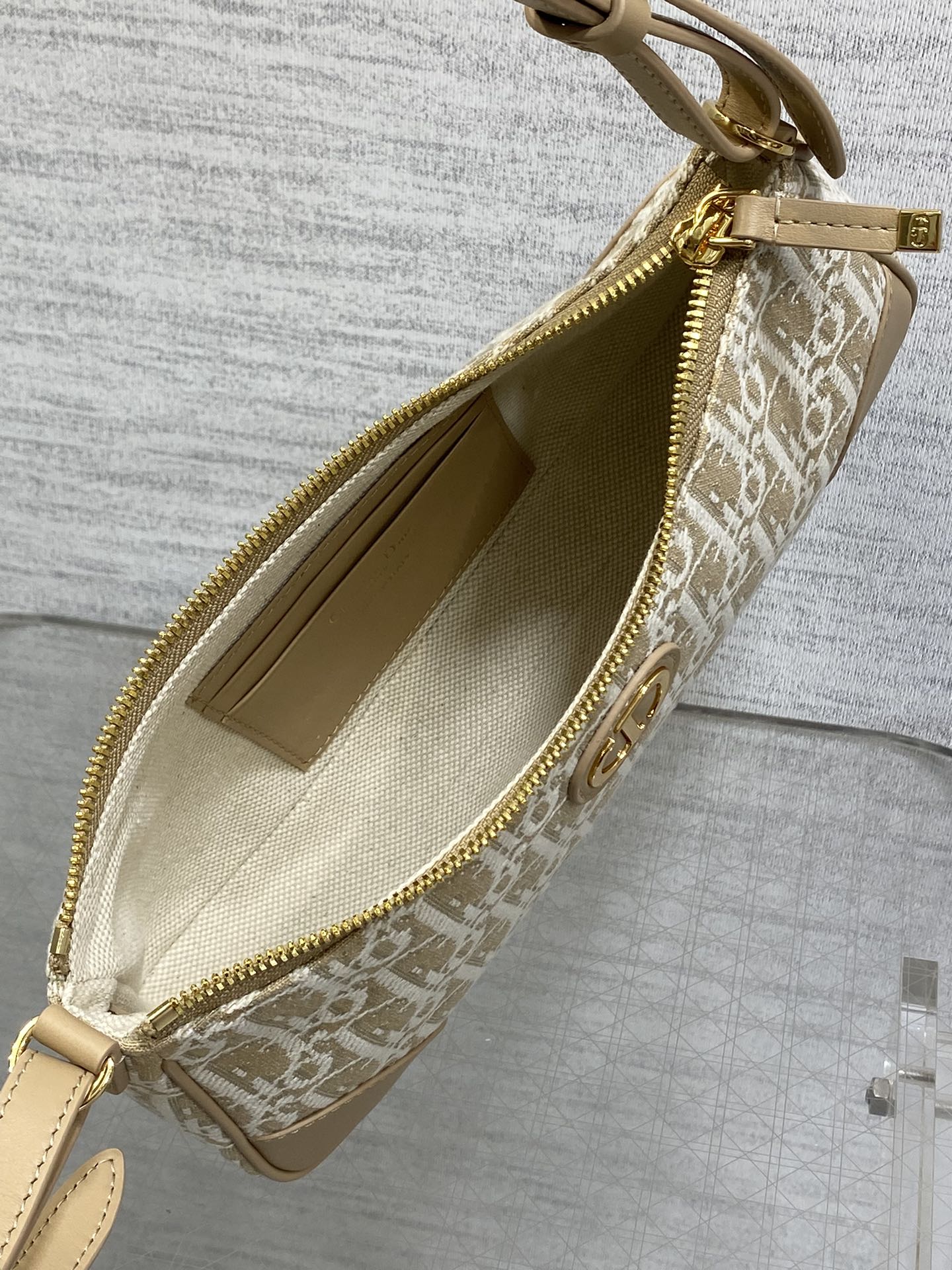 Dior Mini 30 Montaigne Cigale Bag Beige Dior Oblique Raffia-Effect Canvas