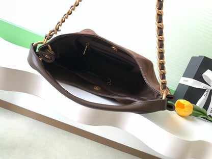 Chanel 26C Cruise Suede Hobo Bag Coffee Brown Quilted Leather Shoulder Bag AS5970