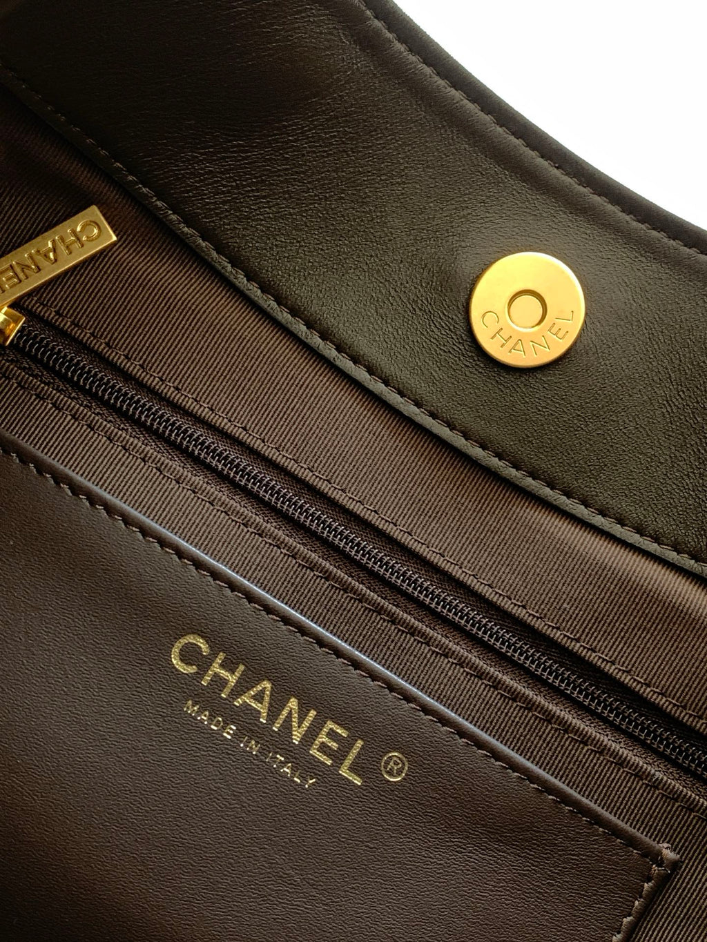 Chanel 26C Cruise Suede Hobo Bag Coffee Brown Quilted Leather Shoulder Bag AS5970