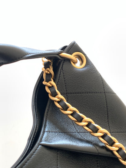 Chanel 26C Cruise Large Hobo Bag Classic Black Quilted Leather Shoulder Bag AS5978