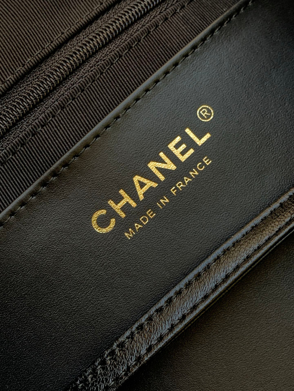 Chanel 26C Cruise Large Hobo Bag Classic Black Quilted Leather Shoulder Bag AS5978