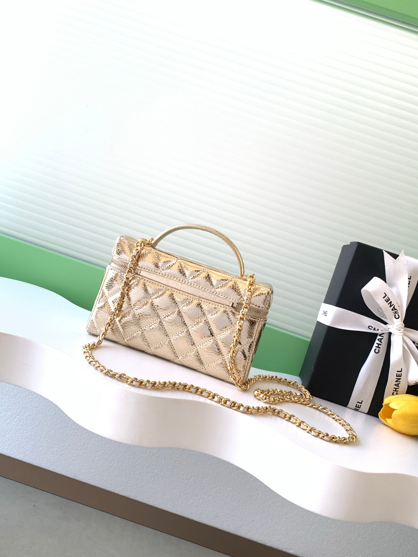 Chanel 26X Holiday Limited Gold Crackled Leather Vanity Box Bag Crossbody AP5049