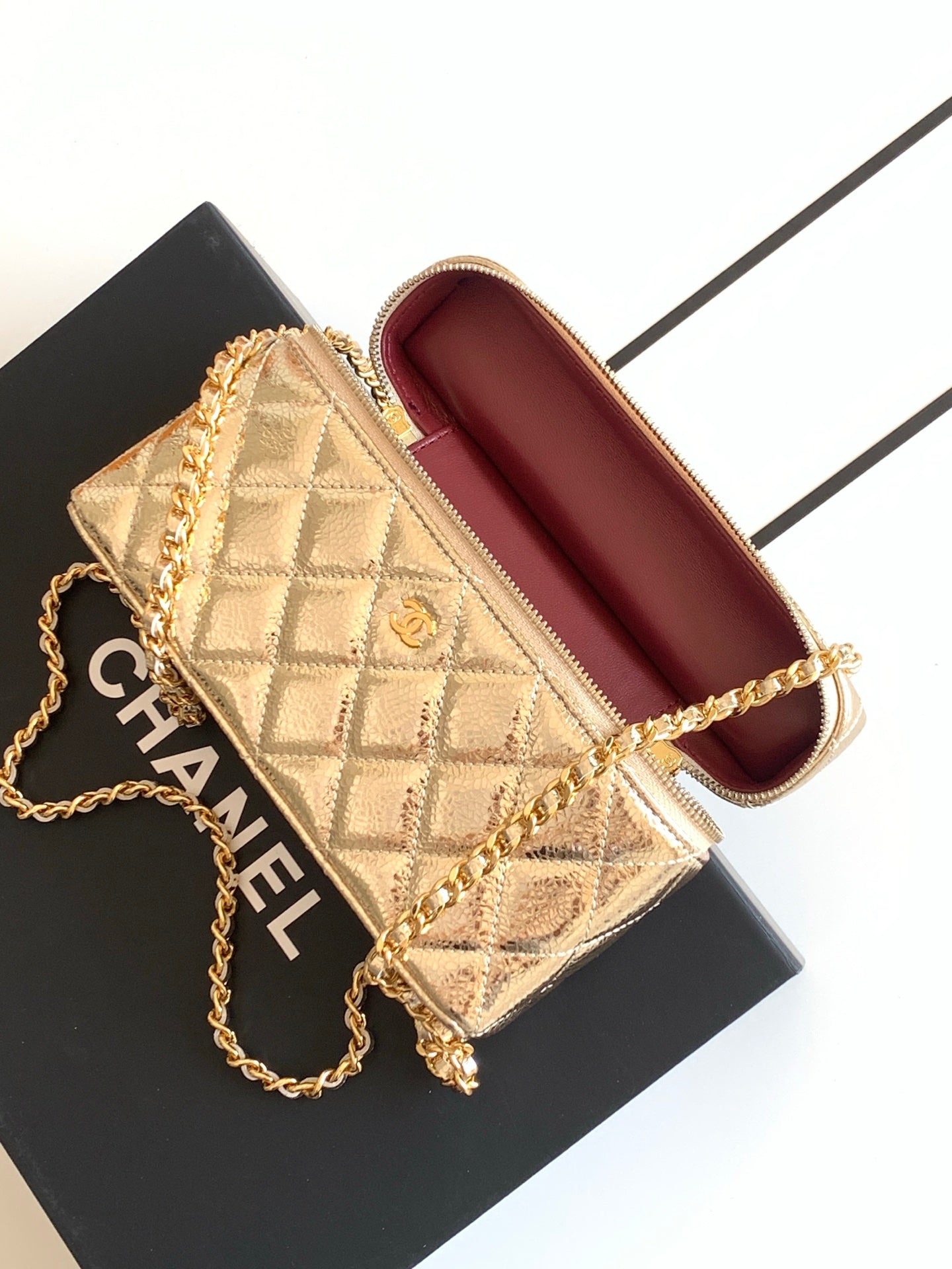 Chanel 26X Holiday Limited Gold Crackled Leather Vanity Box Bag Crossbody AP5049