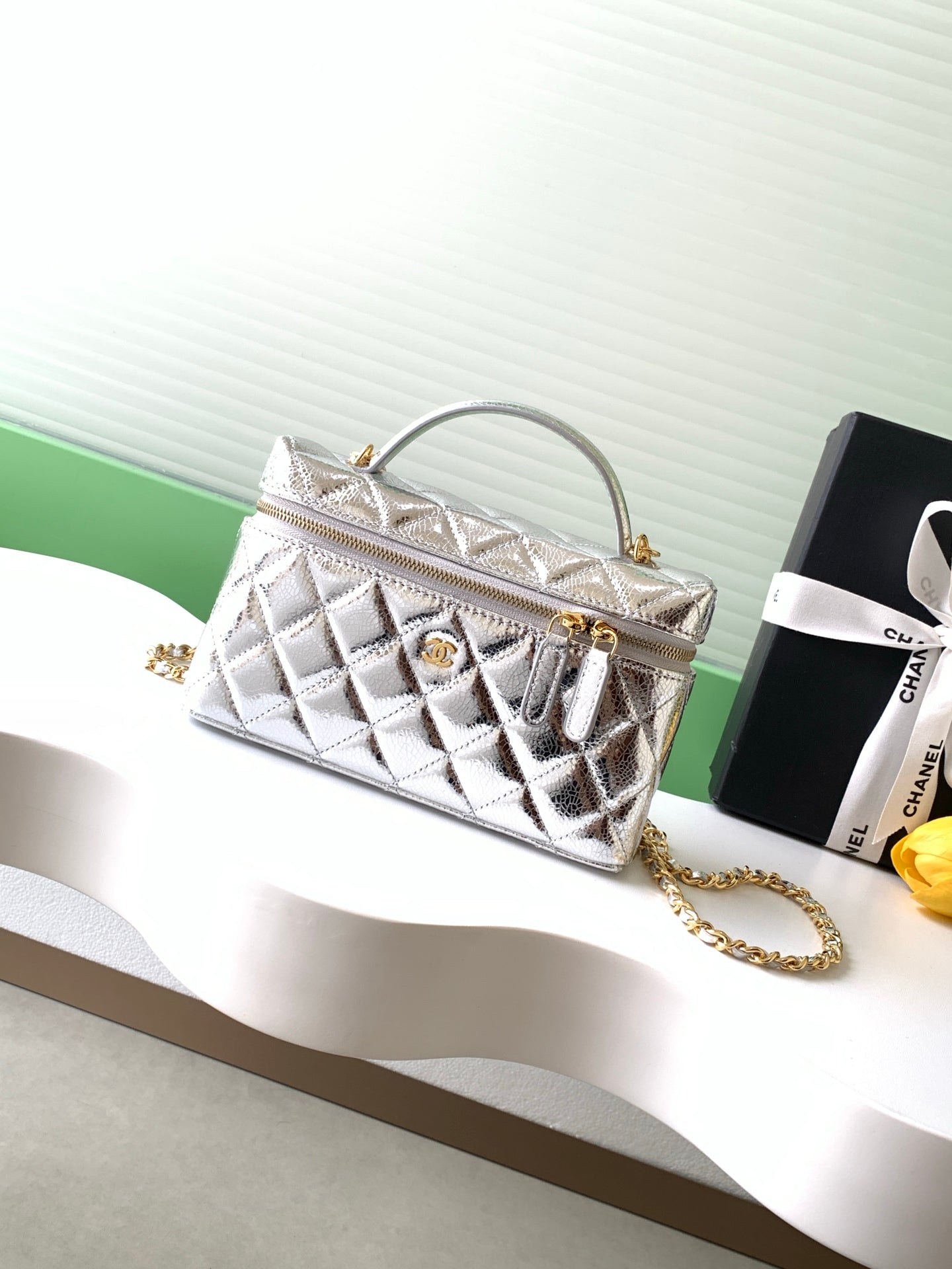Chanel 26X Holiday Limited Silver Crackled Leather Vanity Box Bag Crossbody AP5049