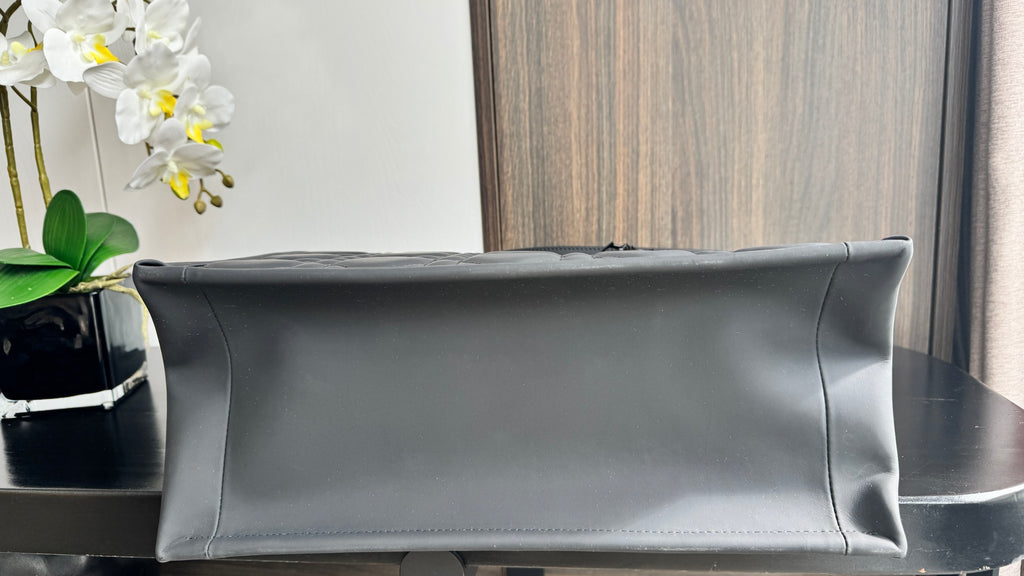 Dior Large Capacity Medium Shopping Tote Cannage Quilted Leather Shoulder Bag