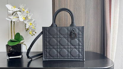 Dior Small Shopping Tote Cannage Quilted Leather Crossbody Bag AP8004
