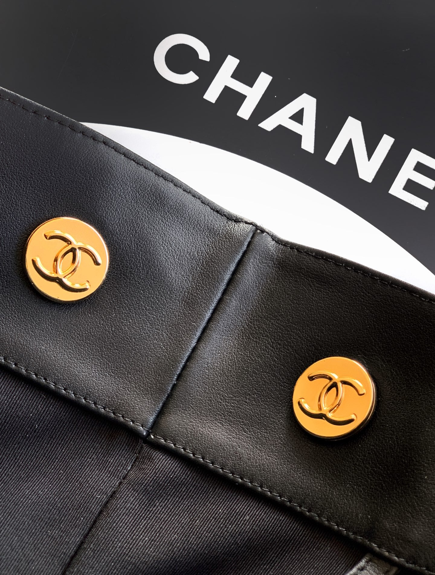 Chanel 26SS Medium Hobo Shoulder Bag Black Soft Leather with Double CC Buckles