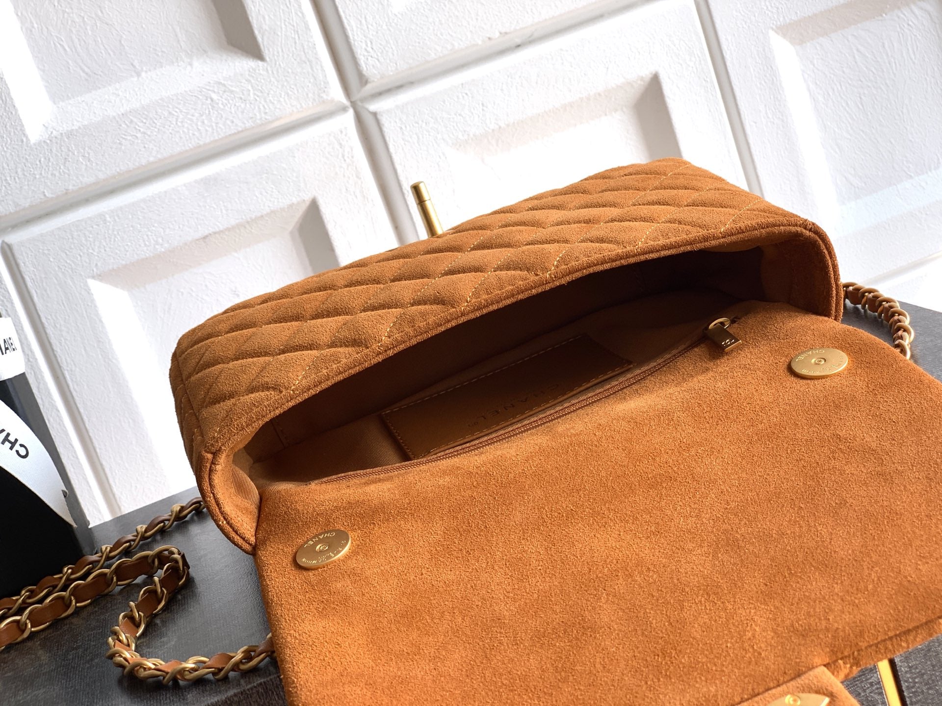 Chanel 26C Classic Flap Bag Dark Brown Suede with Matte Gold Hardware (Medium 24cm)Chanel 26C Classic Flap Bag Dark Brown Suede with Matte Gold Hardware (Medium 24cm)