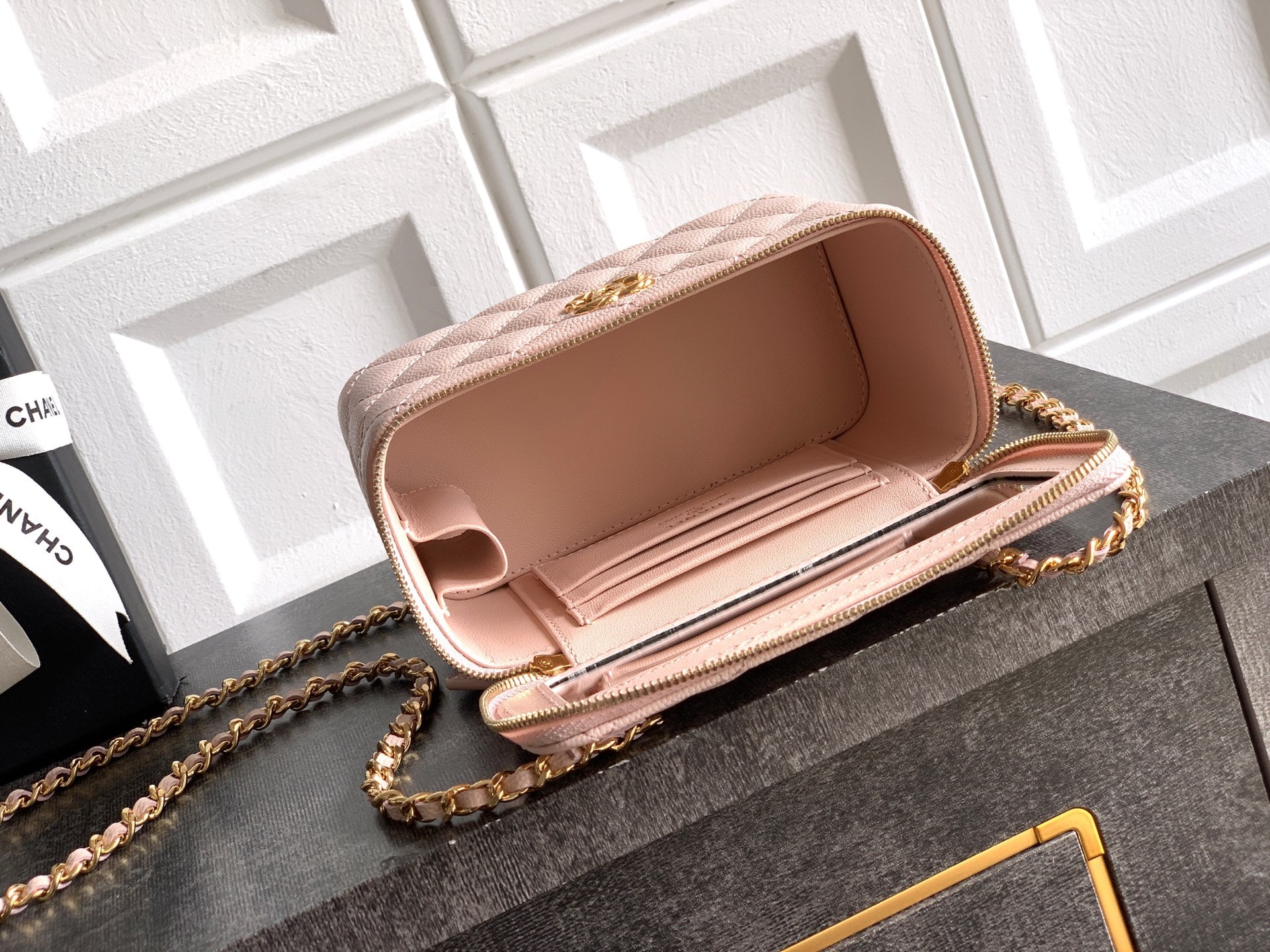 Chanel 26C Cruise Vanity Case with Chain - Quilted Pink Leather Bag (9.5 x 17 x 8 cm)