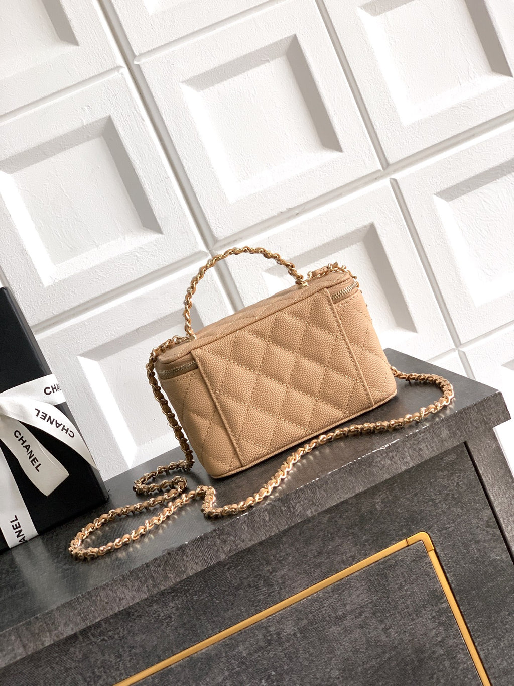 Chanel 26C Cruise Vanity Case - Khaki Quilted Leather with Pearl Handle & Diamond-Inlaid Logo (9.5 x 17 x 8 cm)