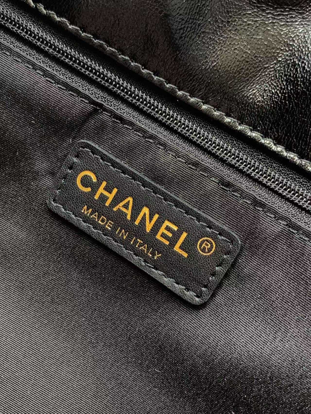 Chanel Oversized Tote Bag - Vintage Style Black Oiled Leather with Gold-Tone Chain Details (32 x 26 x 8.5 cm)