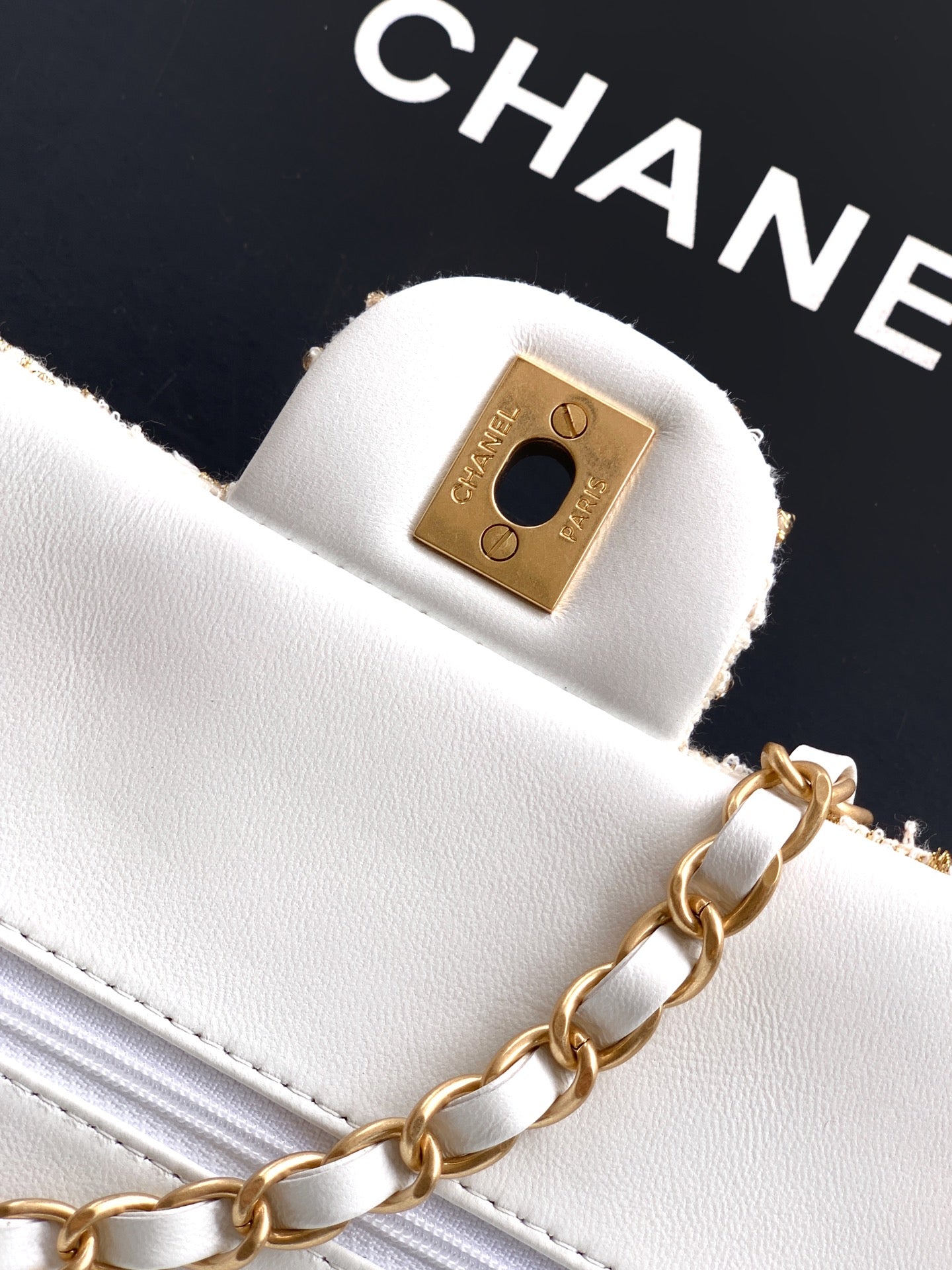Chanel 25K Cruise Collection Classic Flap Bag - White Tweed with Gold Trim & Sequin Embellishments (Available in 20cm, 23cm, 25cm)