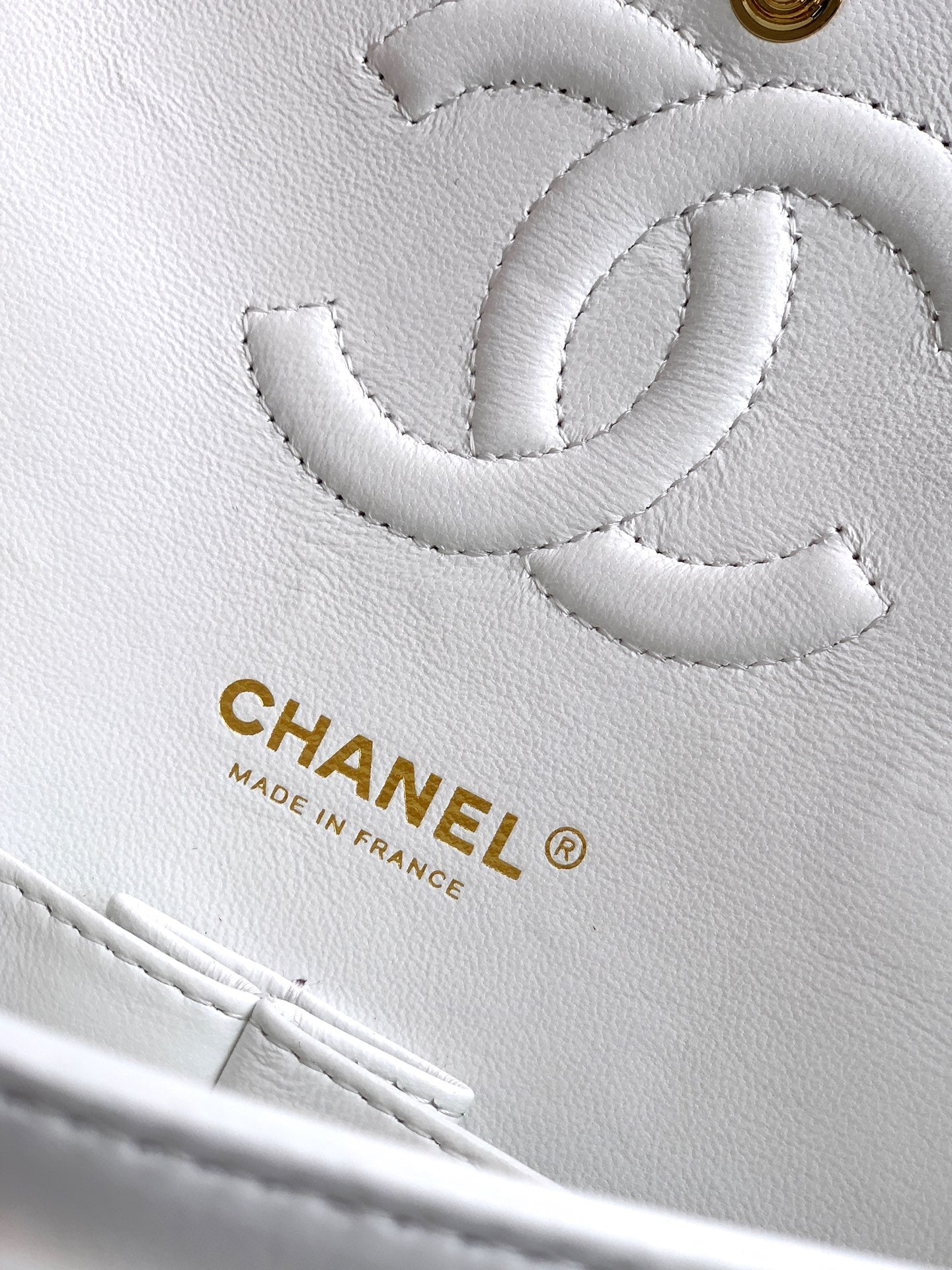Chanel 25K Cruise Collection Classic Flap Bag - White Tweed with Gold Trim & Sequin Embellishments (Available in 20cm, 23cm, 25cm)