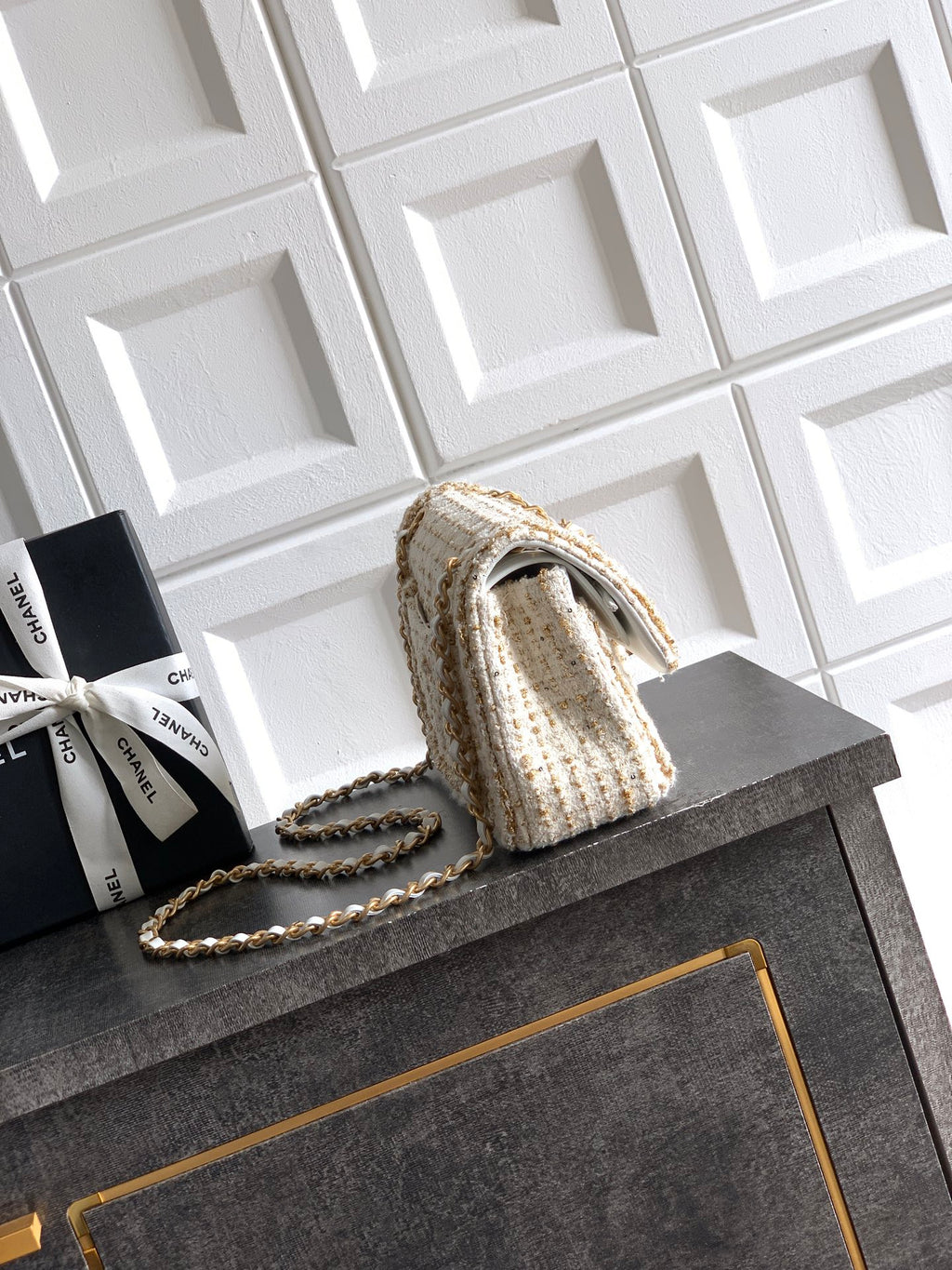 Chanel 25K Cruise Collection Classic Flap Bag - 23cm White/Gold Tweed with Sequin Embellishments