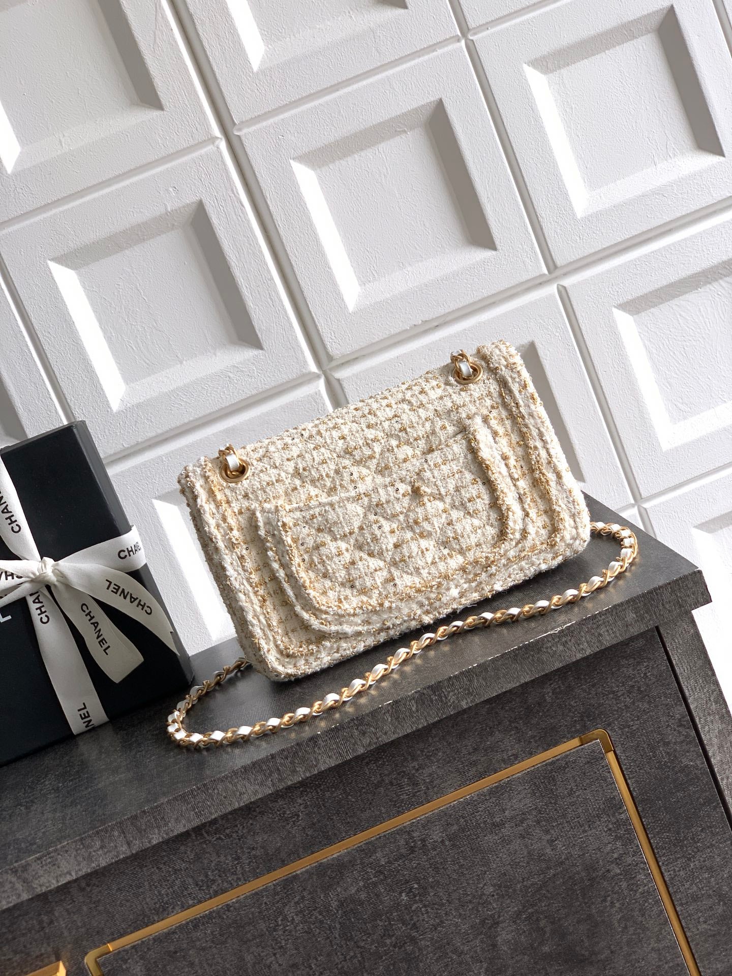 Chanel 25K Cruise Collection Classic Flap Bag - 23cm White/Gold Tweed with Sequin Embellishments