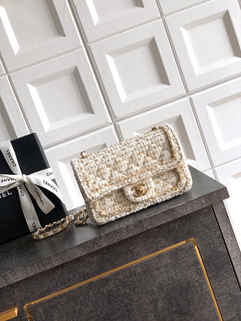 Chanel 25K Cruise Collection Classic Flap Bag - 20cm White/Gold Tweed with Sequin Embellishments