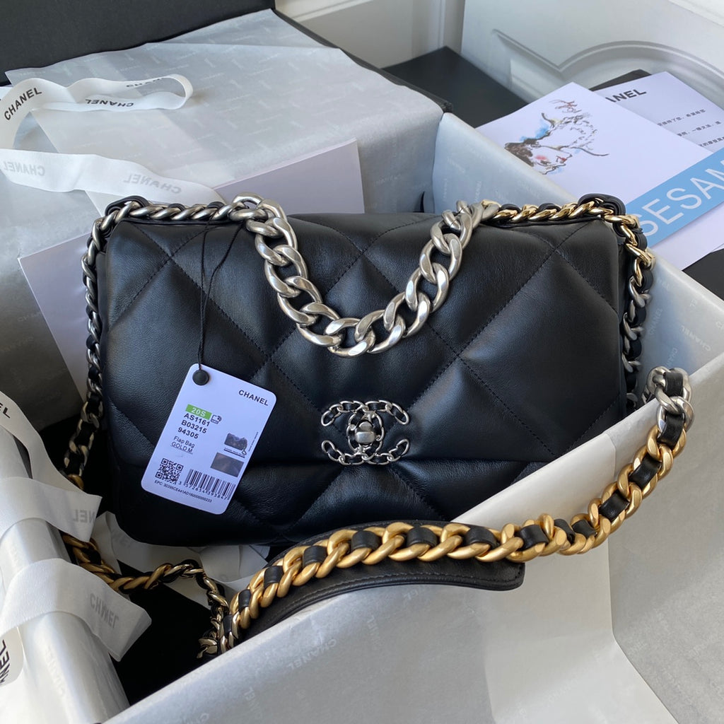Chanel 19 Large Flap Bag (30cm) — Classic Black