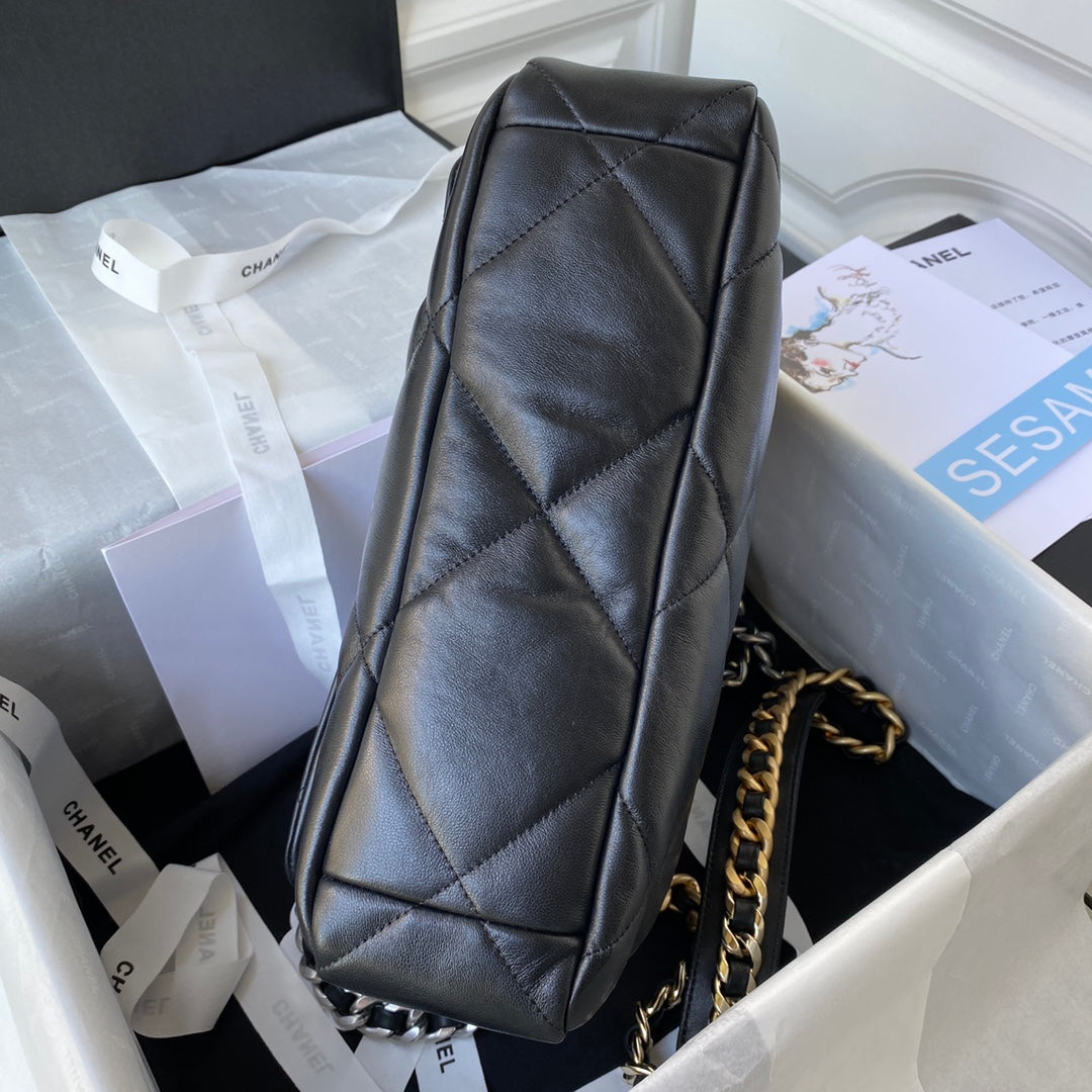 Chanel 19 Large Flap Bag (30cm) — Classic Black