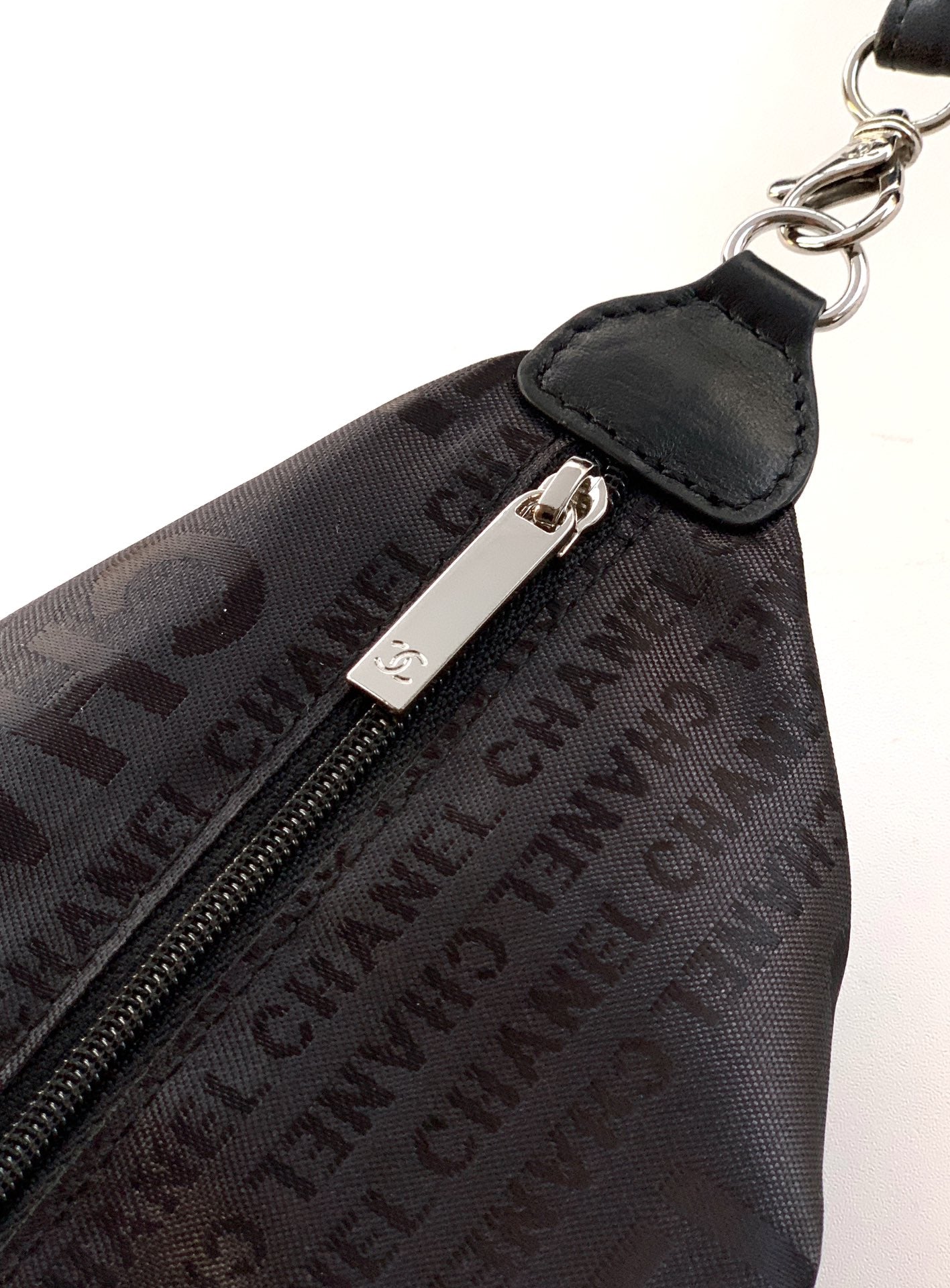 Chanel Denim Tote Bag 45 Black