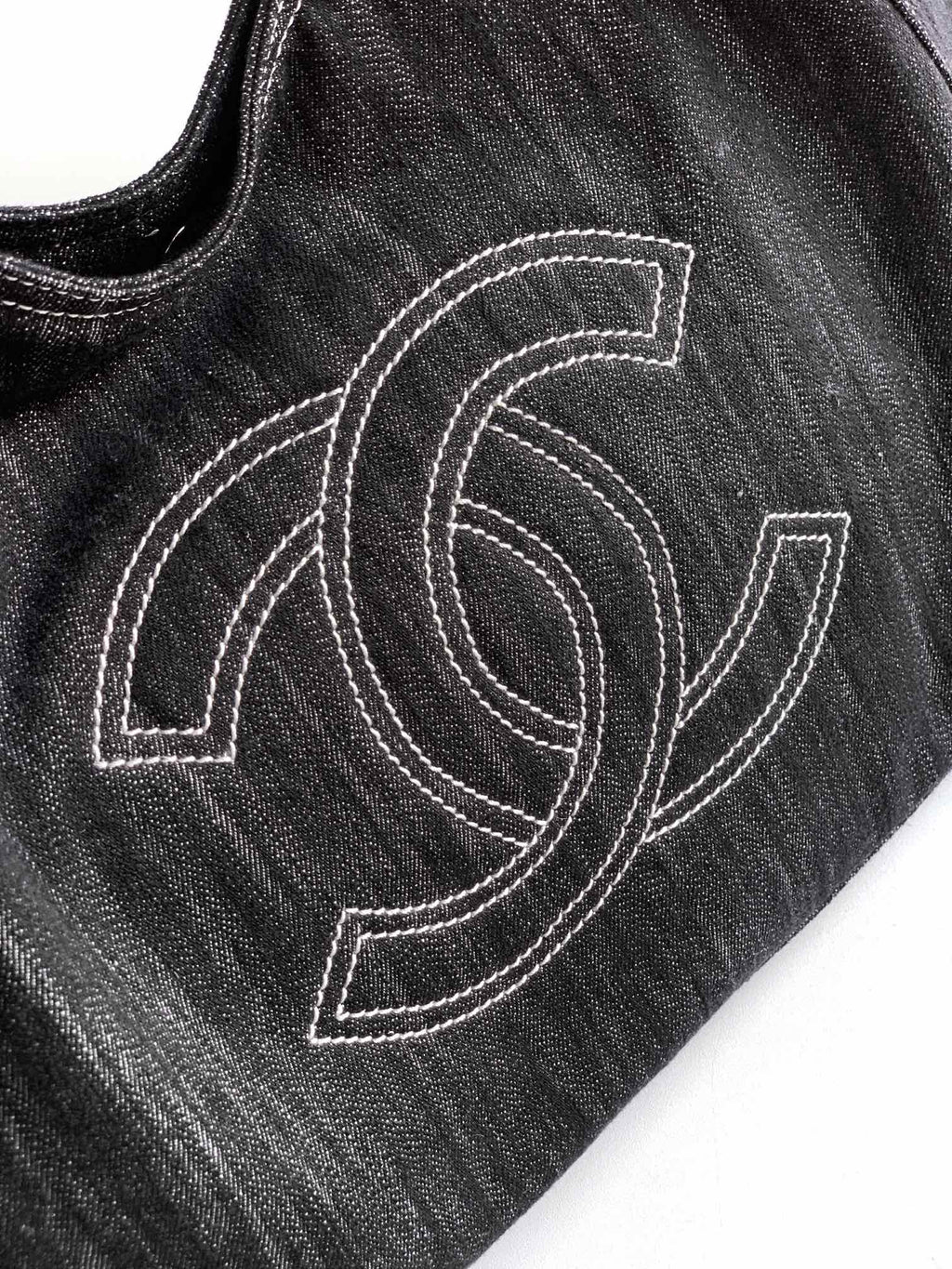 Chanel Denim Tote Bag Medium Black
