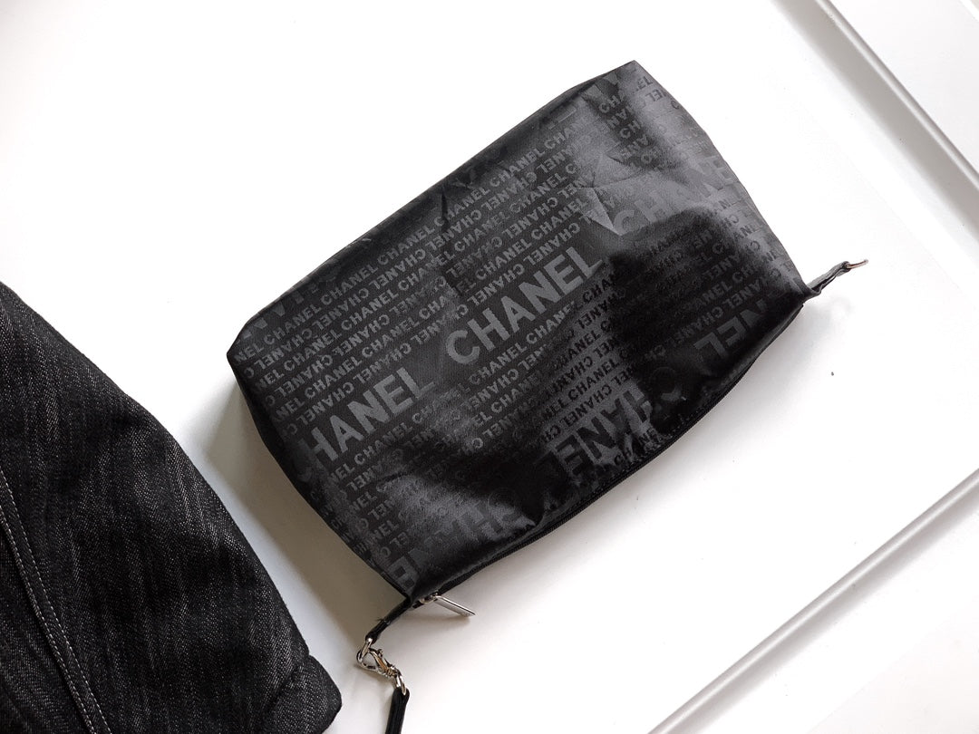 Chanel Denim Tote Bag Medium Black
