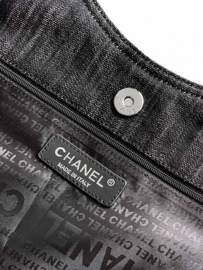 Chanel Denim Tote Bag Medium Black