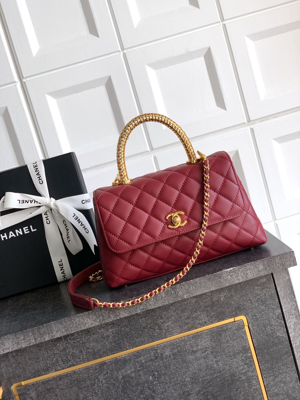 Chanel Coco Handle 23 Burgundy Gold Diamond Handle 25A