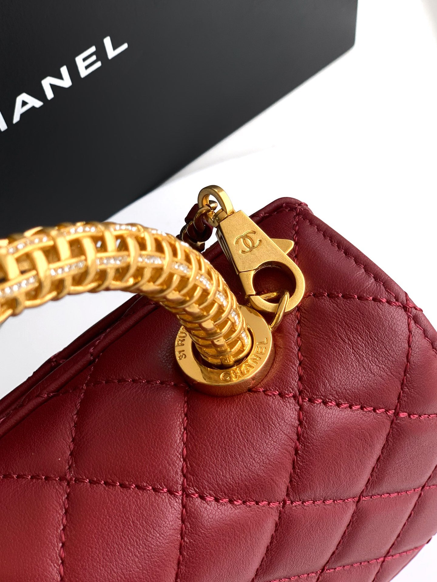 Chanel Coco Handle 19 Burgundy Gold Diamond Handle 25A