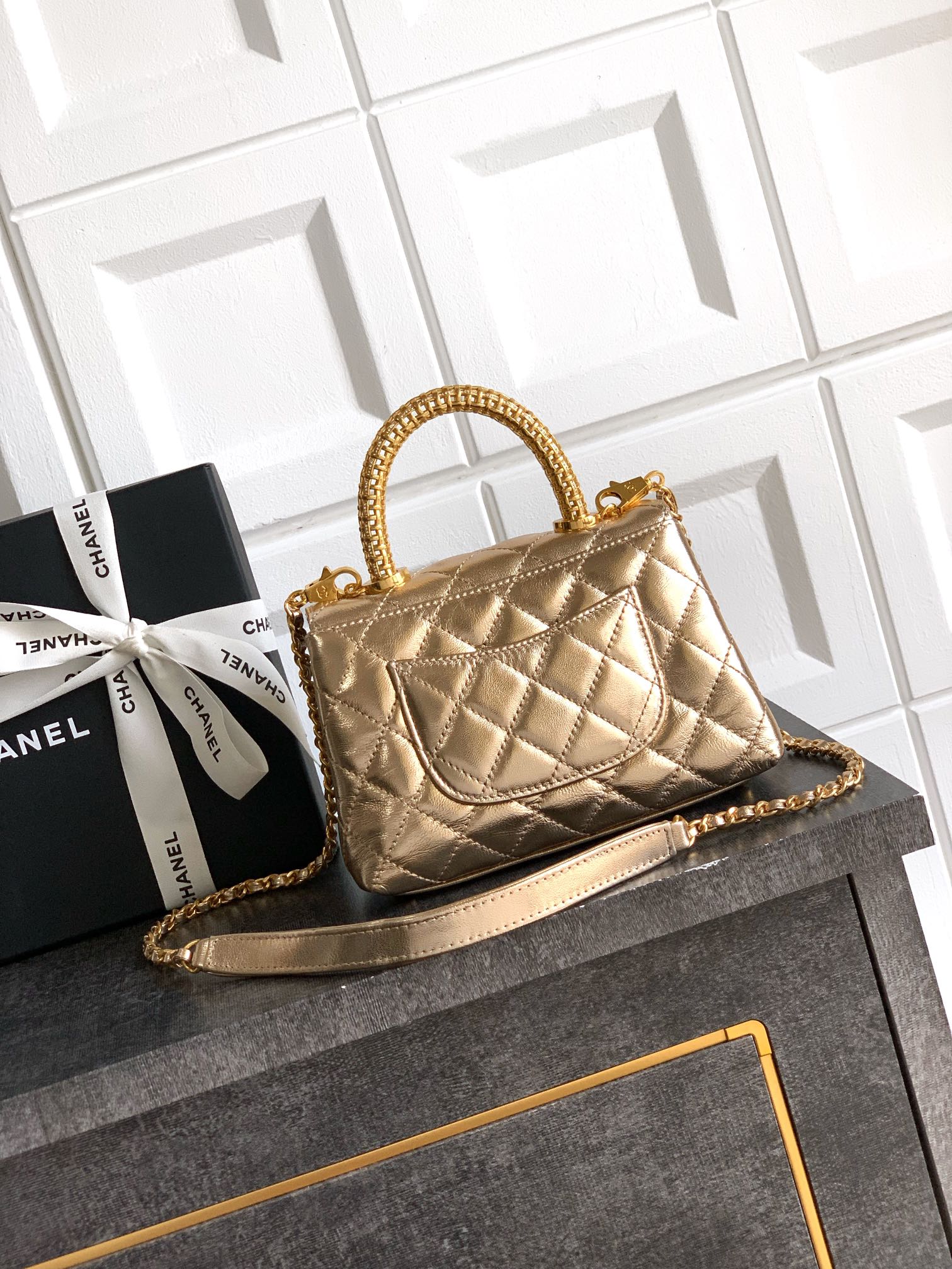 Chanel Coco Handle 19 Champagne Gold Diamond Handle 25A