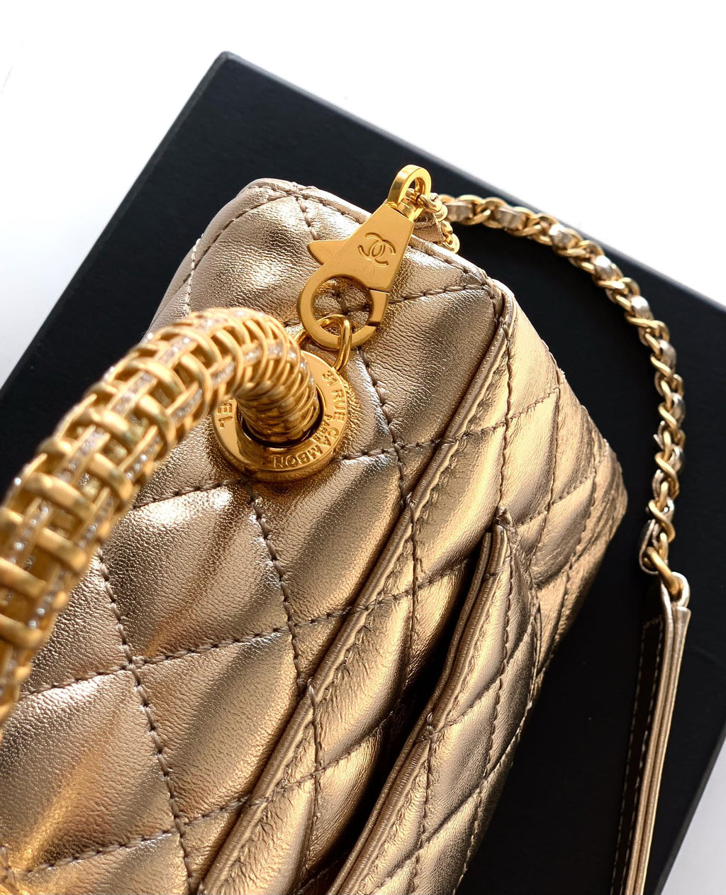 Chanel Coco Handle 19 Champagne Gold Diamond Handle 25A