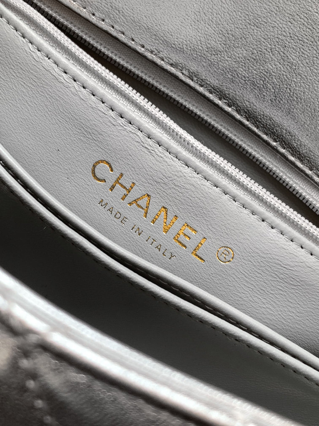 Chanel Coco Handle 23 Platinum Silver Gold Diamond Handle 25A