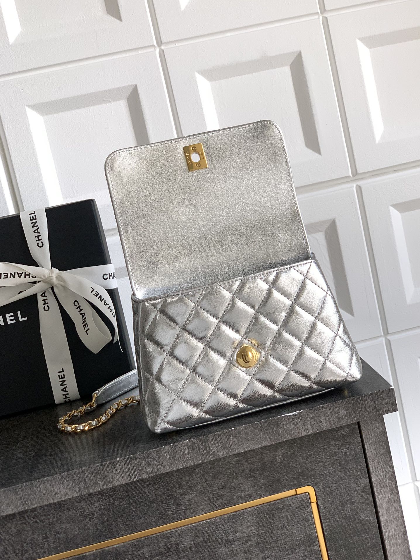 Chanel Coco Handle 19 Platinum Silver Gold Diamond Handle 25A