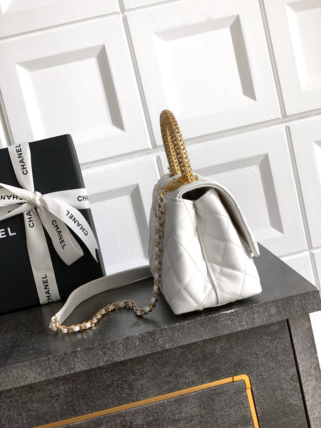 Chanel Coco Handle 19 Ivory White Gold Diamond Handle 25A