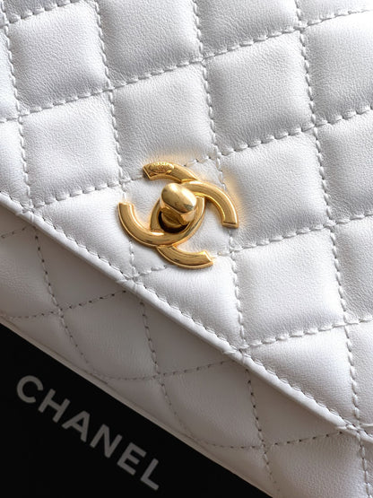 Chanel Coco Handle 19 Ivory White Gold Diamond Handle 25A