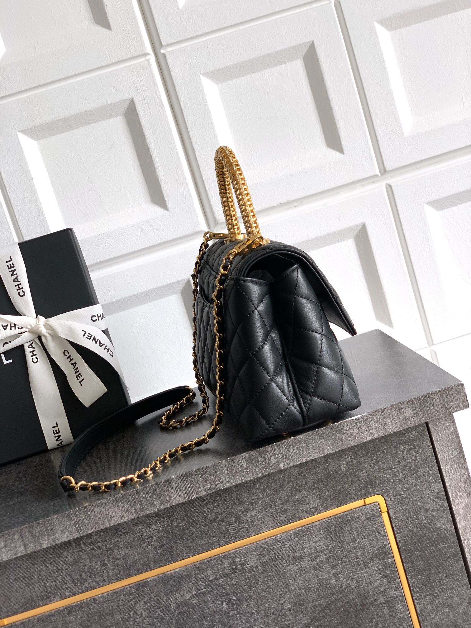 Chanel Coco Handle 23 Black Gold Diamond Handle 25A
