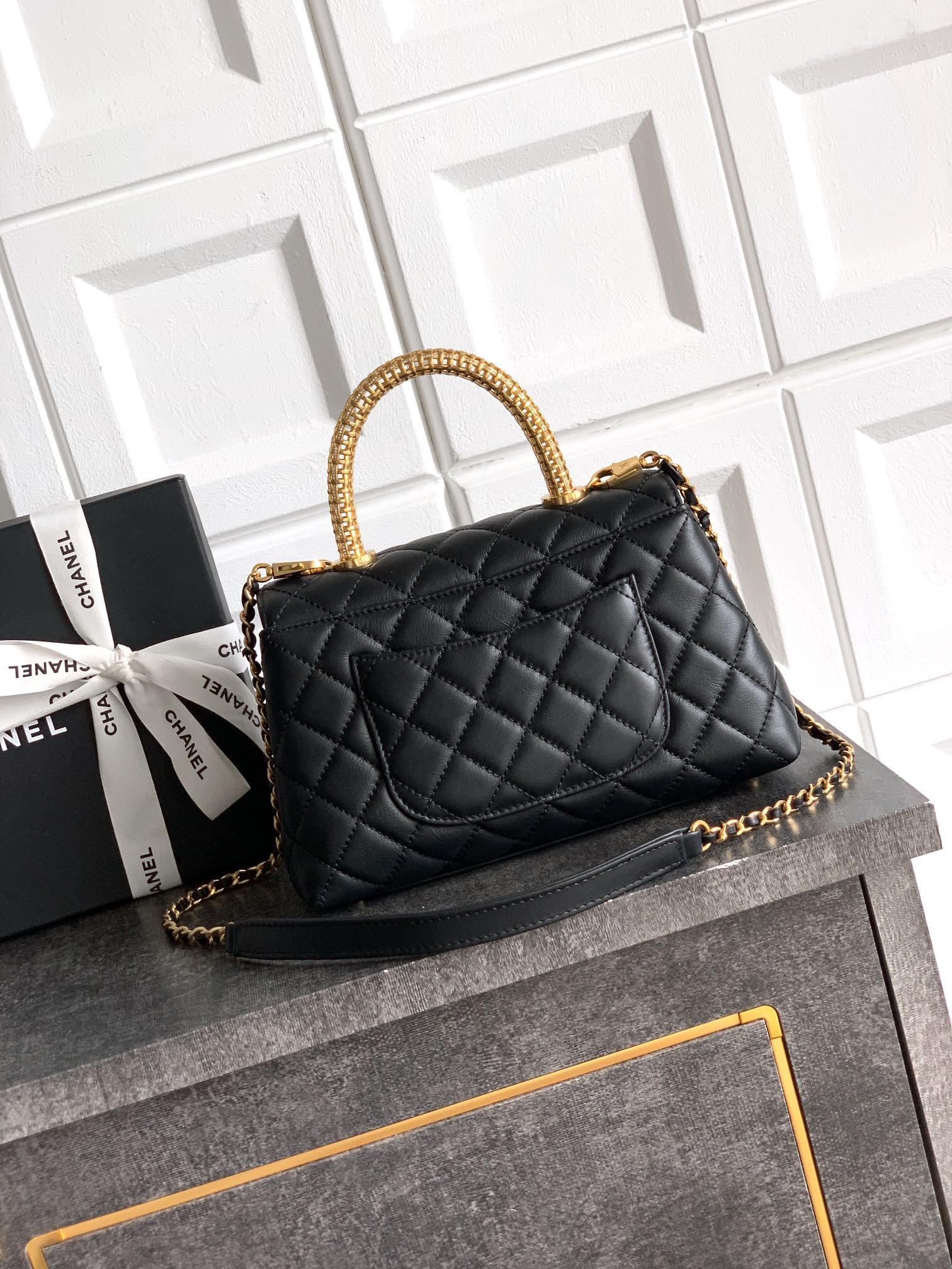 Chanel Coco Handle 23 Black Gold Diamond Handle 25A