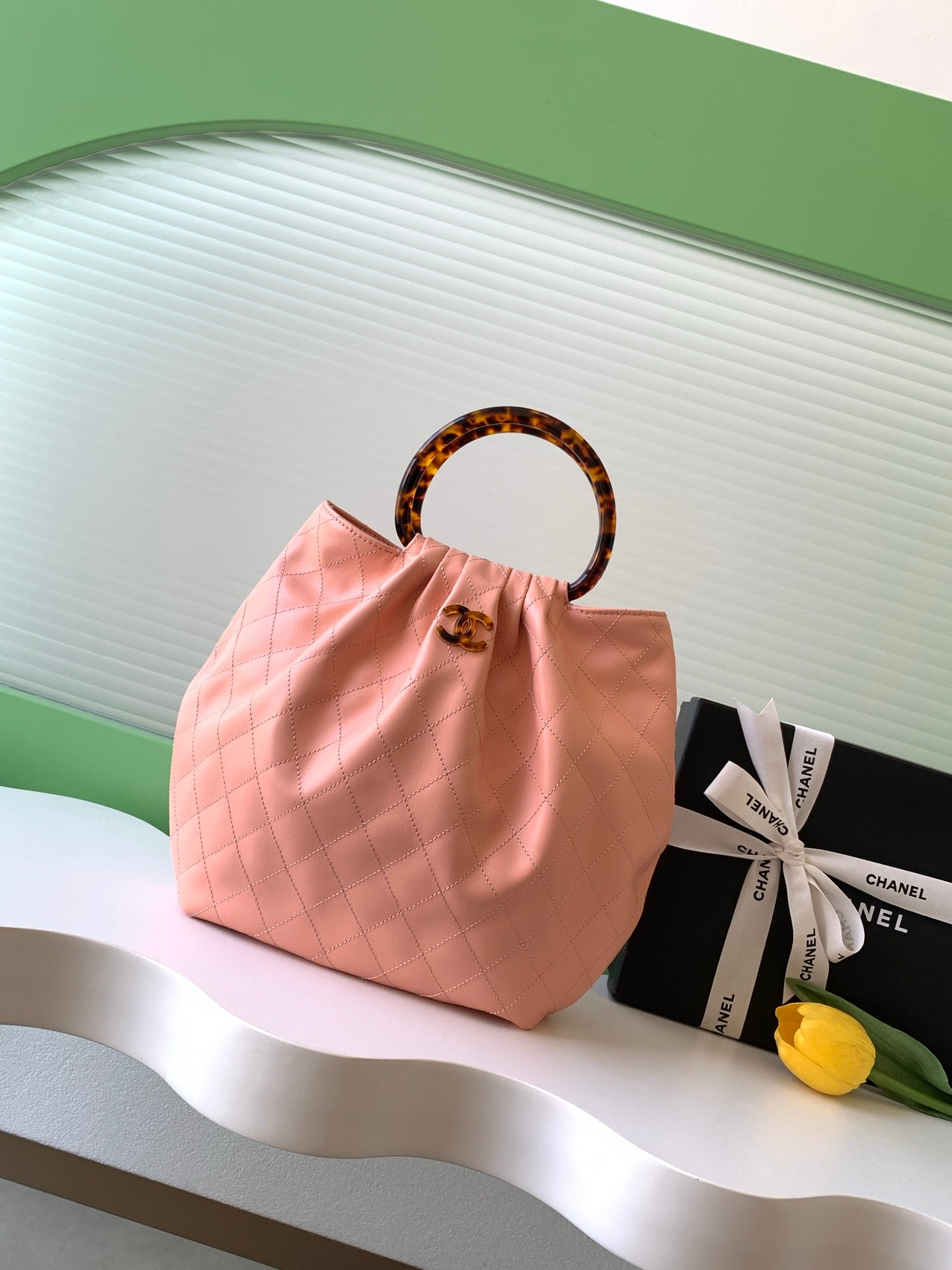 Chanel Large Tote Bag with Tortoiseshell Resin Handle (26C) — Peach Pink Lambskin
