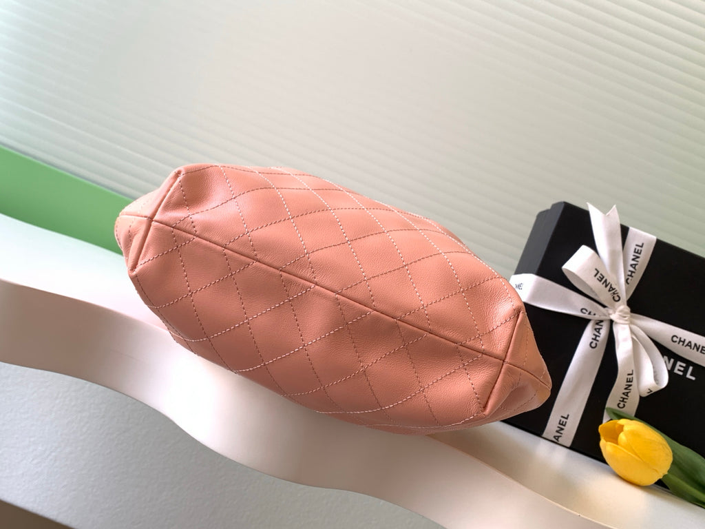 Chanel Large Tote Bag with Tortoiseshell Resin Handle (26C) — Peach Pink Lambskin