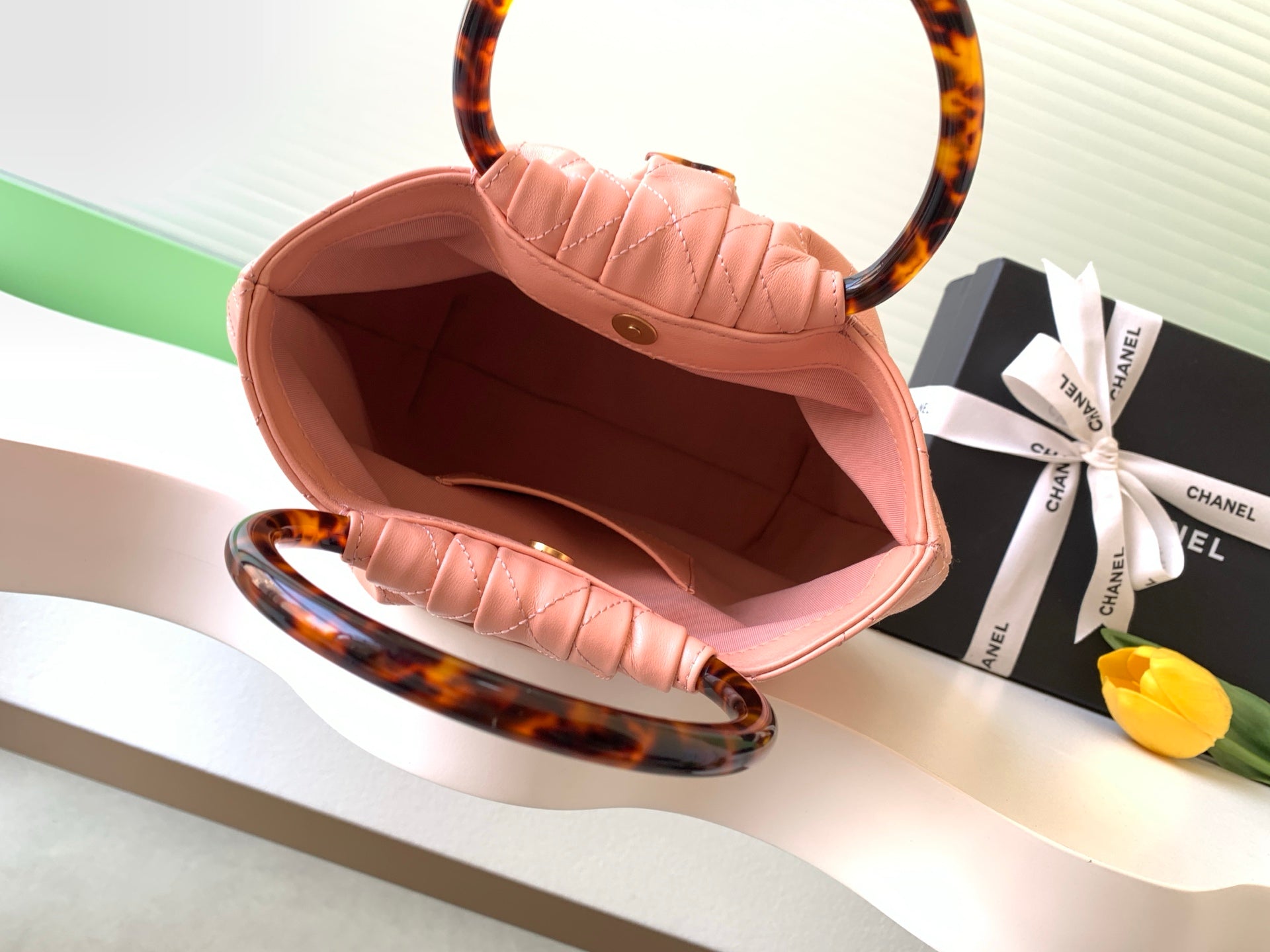 Chanel Large Tote Bag with Tortoiseshell Resin Handle (26C) — Peach Pink Lambskin