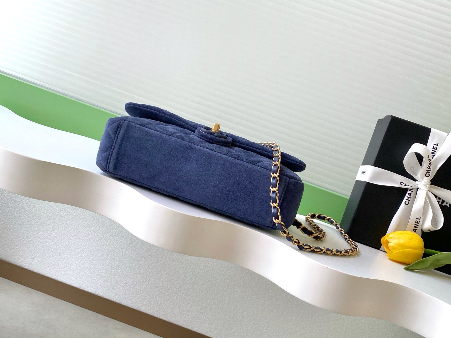 Chanel Classic Flap Bag Medium Navy Blue Suede 26C — 18x26x7cm