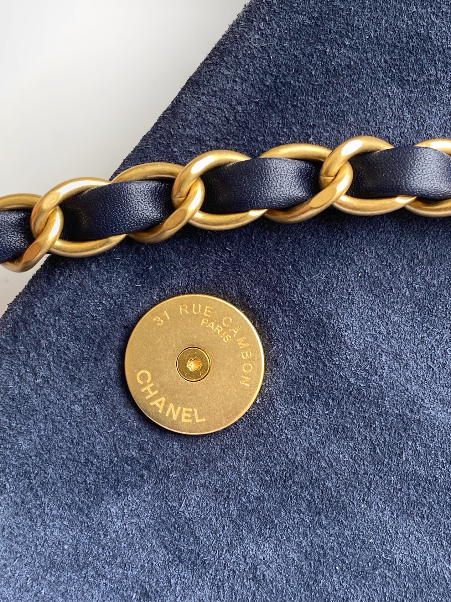 Chanel Classic Flap Bag Medium Navy Blue Suede 26C — 18x26x7cm