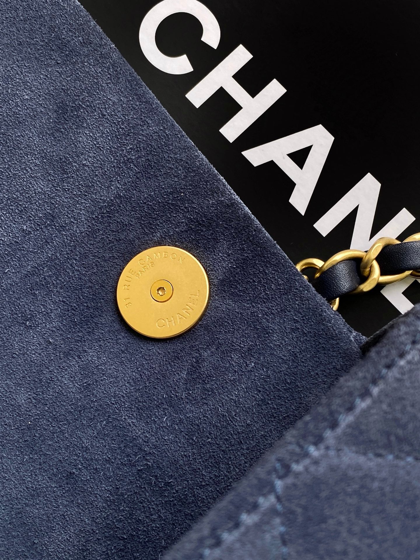 Chanel Classic Flap Bag Small Navy Blue Suede 26C — 17x24x7cm