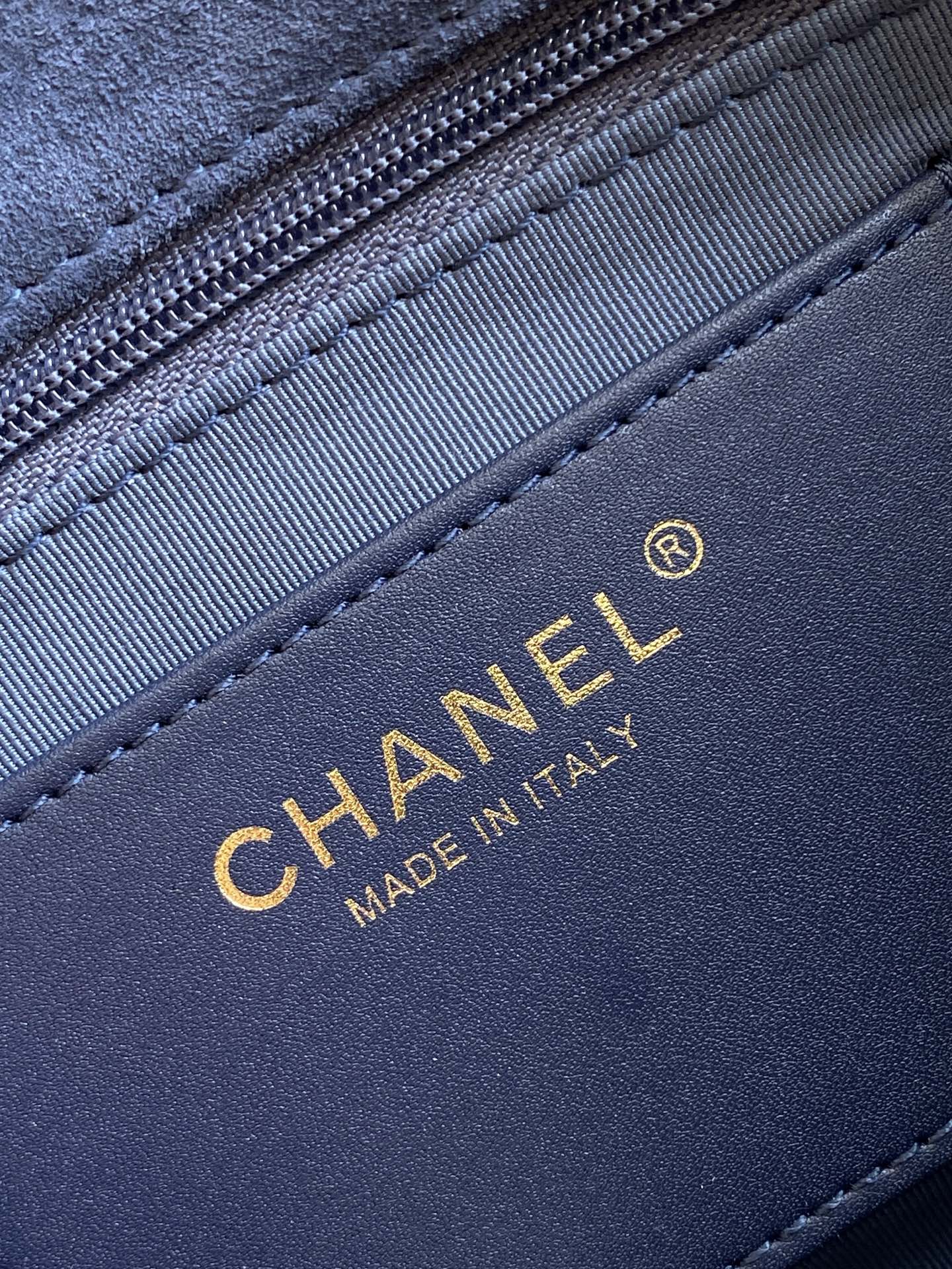 Chanel Classic Flap Bag Small Navy Blue Suede 26C — 17x24x7cm