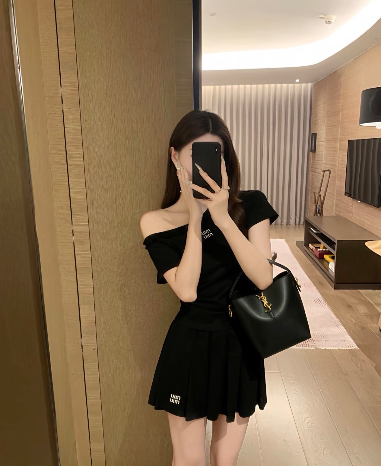 Saint Laurent Le 37 Medium Bucket Bag — Black Shiny Leather with Light Gold Hardware